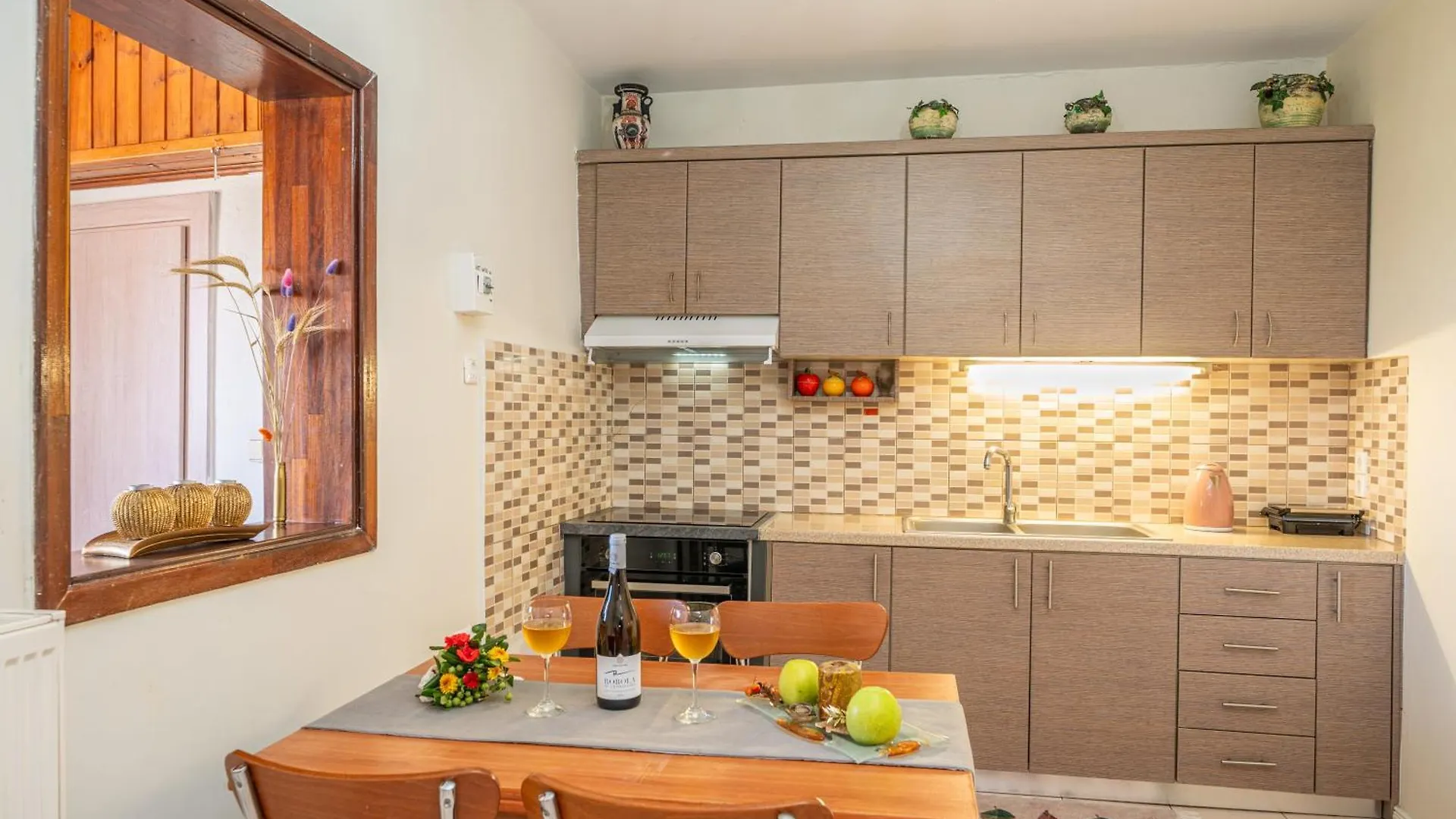 Key To Sunset Villa Angon 0*,